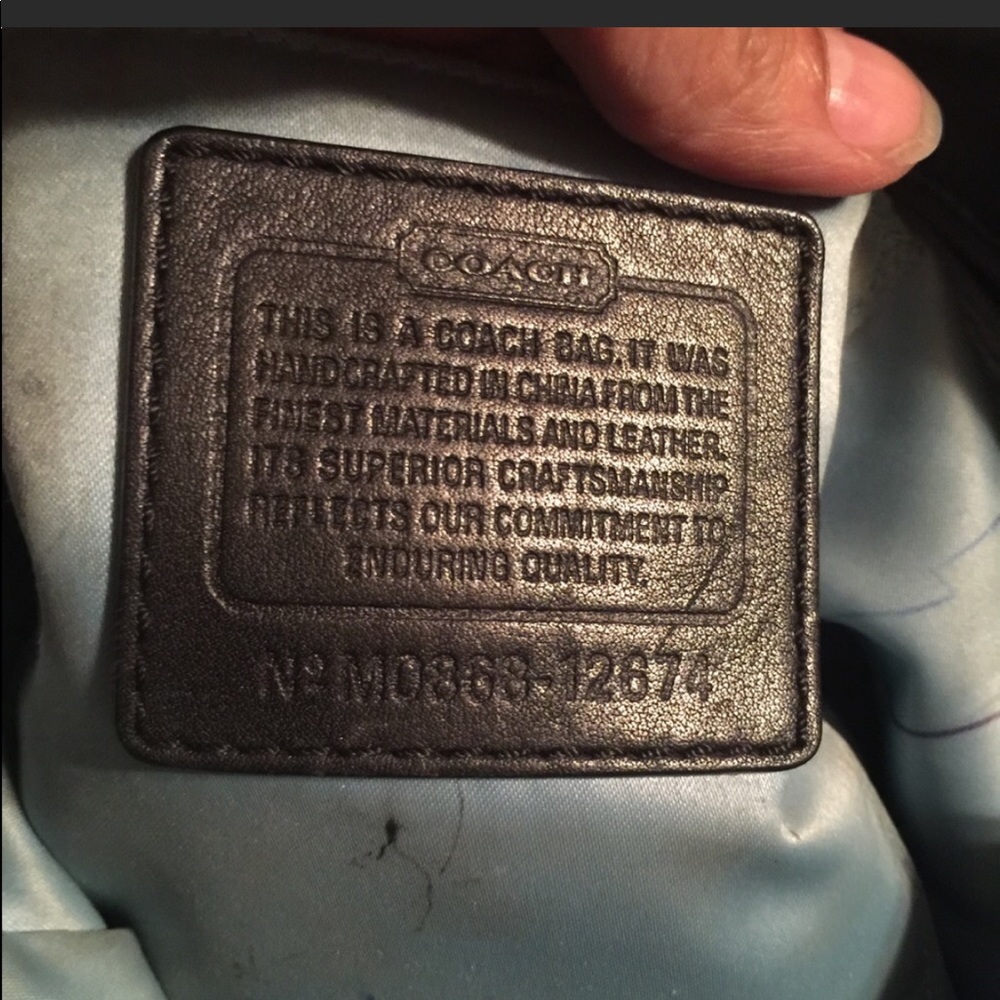 Coach - Picture 3 of 4